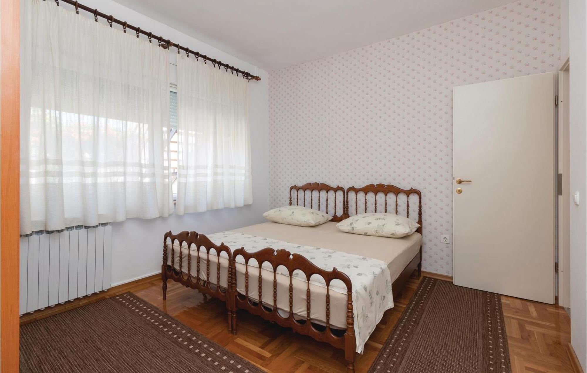 1 Bedroom Stunning Apartment In Zadar Exterior photo