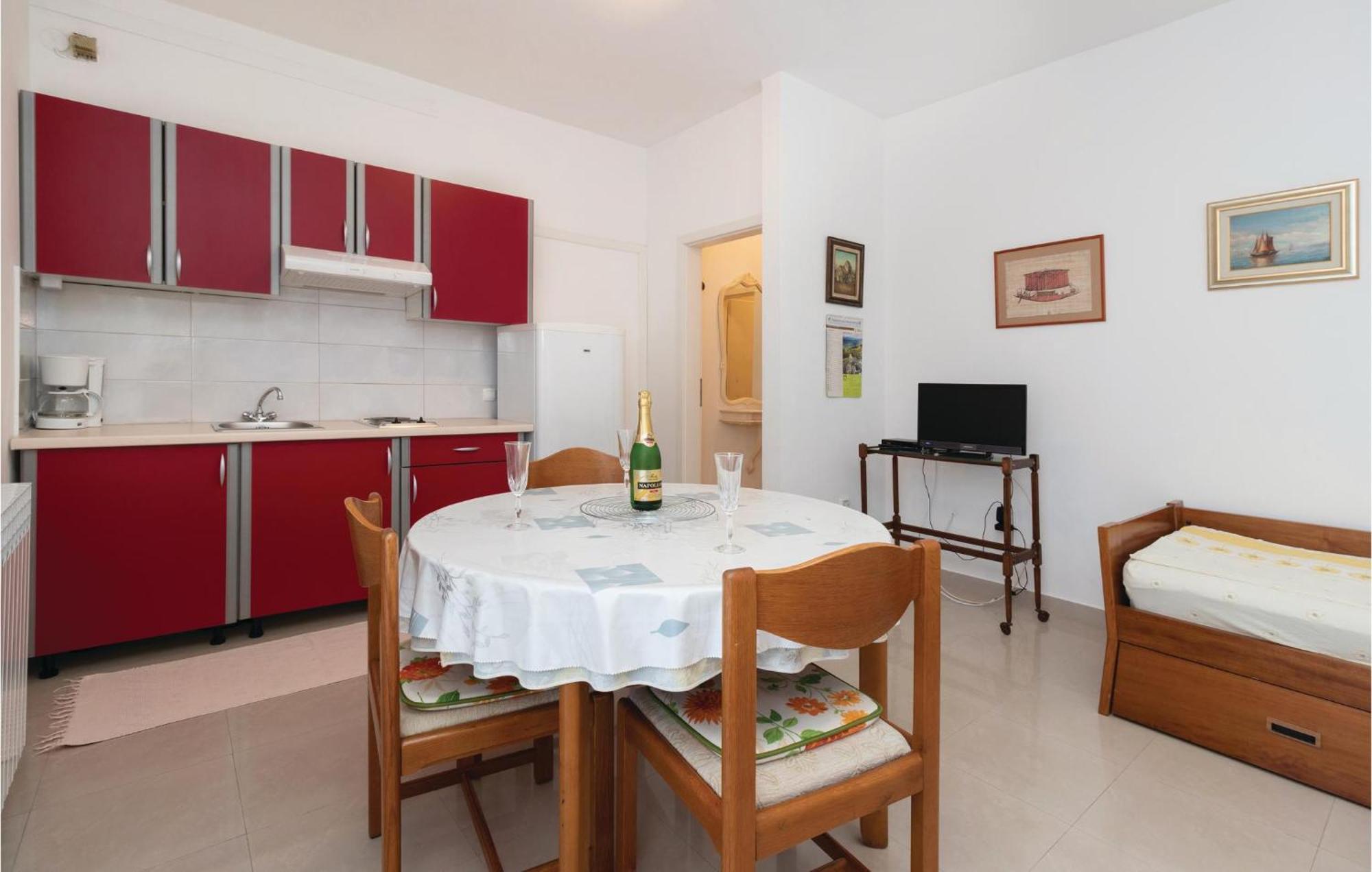 1 Bedroom Stunning Apartment In Zadar Exterior photo