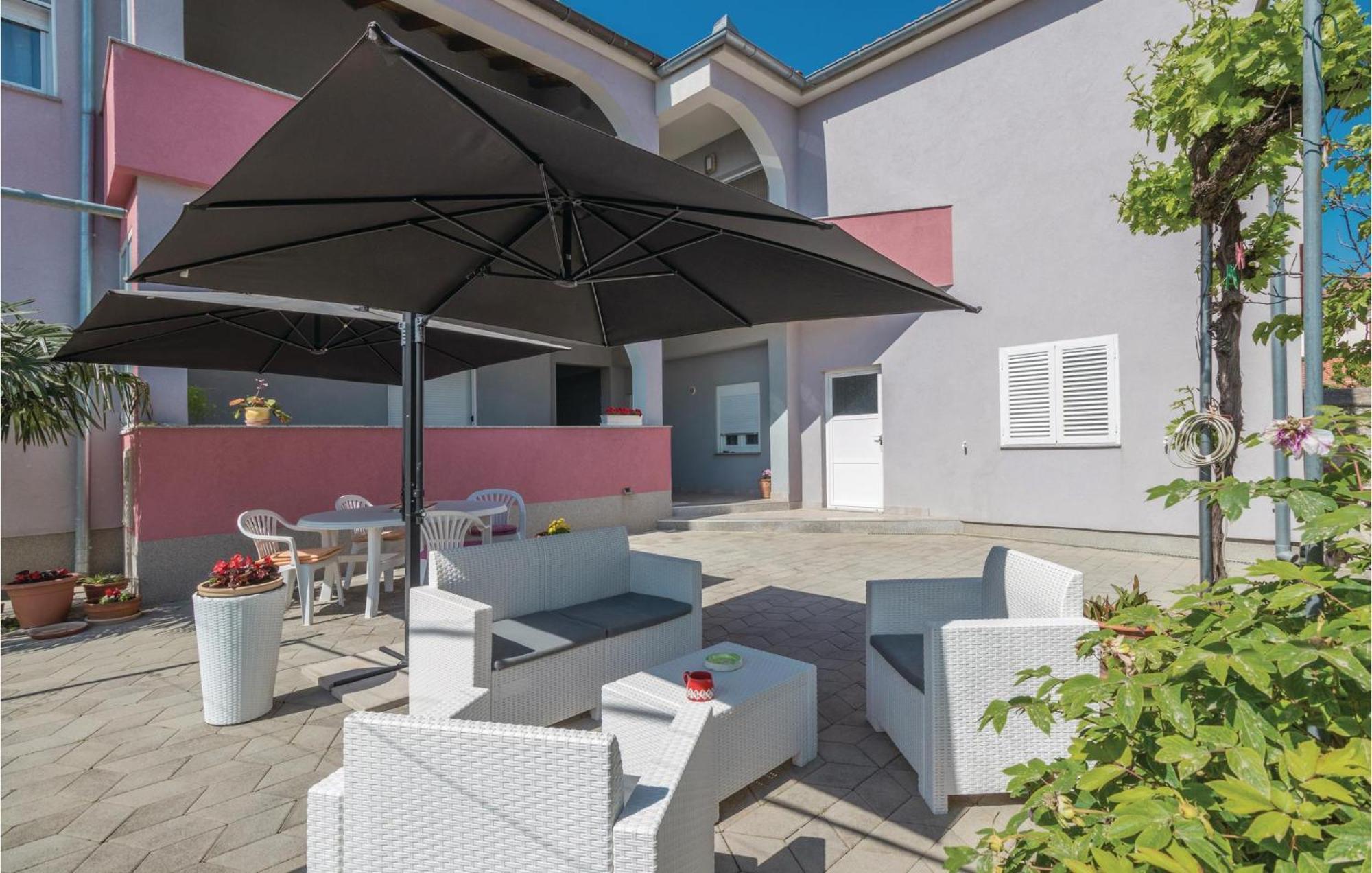 1 Bedroom Stunning Apartment In Zadar Exterior photo